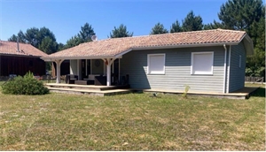 maison à la location -   33770  SALLES, surface 90 m2 location maison - UBI481426952